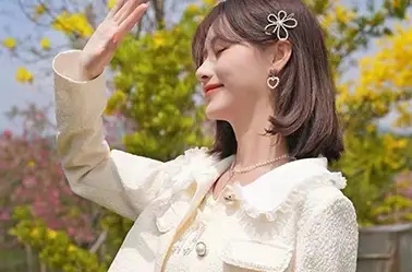 轻奢优雅 定制你的浪漫穿搭 无惧冬日寒冷